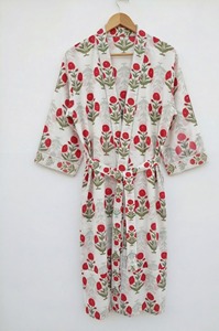 Camisón de Lujo Hecho a Mano 100% Algodón con Estampado Floral, Cuello Camisero, Cierre con Cordón, Manga Larga, para Mujer - Product Image 3