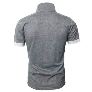 Polo en maille à manches courtes gris pour homme avec col contrastant et boutons sur le devant, haut décontracté uni en jersey, personnalisable OEM - Product Image 3