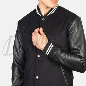 Chaqueta Bomber Varsity de Gamuza Negra para Hombre con Mangas de Cuero Genuino, Puños Acanalados a Rayas, Estilo Clásico Letterman de Béisbol - Product Image 1