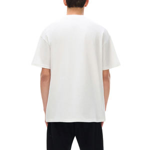 T-shirts blancs unis en gros d'usine, à épaules tombantes, avec logo personnalisé, conception de t-shirts sur mesure, impression pour universités et collèges - Product Image 3