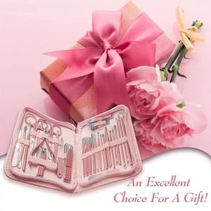 Juego de Cortaúñas de 30 Piezas, Cortaúñas de Acero Inoxidable con Depilador de Cejas, Juego de Herramientas de Belleza - Product Image 3