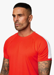 Conjunto Deportivo de Poliéster Personalizado al por Mayor, Traje Deportivo para Gimnasio, Camiseta y Pantalones Cortos de 2 Piezas para Hombre - Product Image 5