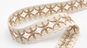 Bordure en dentelle florale rustique en coton et jute pour la décoration de la maison, les bordures décoratives et les travaux manuels - Product Image 3