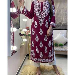 Conjunto Elegante de Fiesta con Estampado Floral, Top y Pantalón, Talla XL - Product Image 4