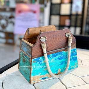 Pots de fleurs / Sacs à fleurs en bois de bateau recyclé couleur naturelle pour la maison, le jardin et l'extérieur, jardinière décorative en rotin/mendong de taille moyenne - Product Image 5