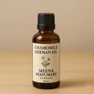 Huile essentielle de camomille allemande de haute qualité, distillée à la vapeur, pour l'aromathérapie, les soins de la peau et les produits de beauté - Product Image 3