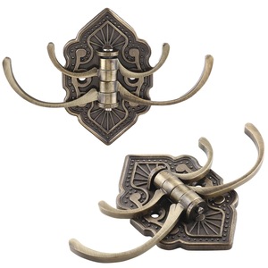 Gancho Doble de Latón con Acabado Vintage Contemporáneo, Resistente, Ecológico, Removible, Solución de Almacenamiento en Pared para Herramientas - Product Image 2