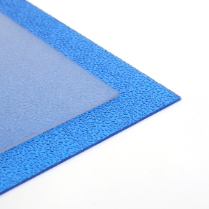 Plaque en <span class=keywords><strong>polycarbonate</strong></span> givré solide et léger pour le vitrage de lucarnes et les auvents de bâtiments - Product Image 1