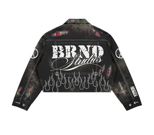 Chaqueta Varsity de Cuero con Bordado Chenille Personalizado OEM para Mujer, Chaquetas Varsity de Cuero Cortadas al Por Mayor - Product Image 6