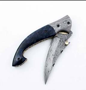 Cuchillo de bolsillo plegable artesanal de acero de Damasco para exteriores, con mango de resina azul y pomo de resina, punta de cuchillo tipo Drop Point, OEM DIY - Product Image 1