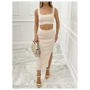 Conjunto de Dos Piezas para Mujer, Top sin Mangas con Cuello Halter y Falda Larga por Encima de la Rodilla con Top Corto - Product Image 4