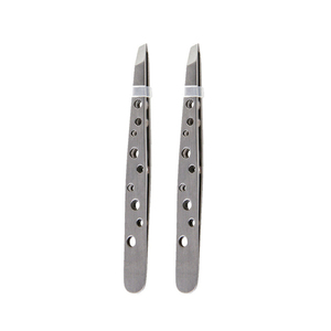 Pinzas Profesionales de Acero Inoxidable de 2 Piezas para Pestañas y Cejas, con Logotipo Personalizado, Alta Calidad, Punta Puntiaguda para Maquillaje - Product Image 1