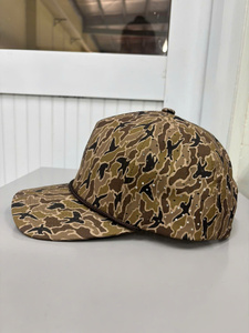 Gorra Trucker de Camuflaje con Parche de Cuero y Logotipo Bordado, Gorra Snapback Personalizada para Deportes al Aire Libre, Fábrica Injae Vina - Product Image 4