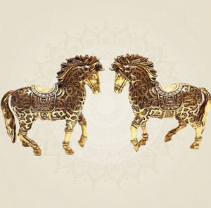 Adorno de pared con rostro de sol Surya Dev en latón dorado radiante. Potente amuleto protector Vastu disponible a precio de mayorista - Product Image 2