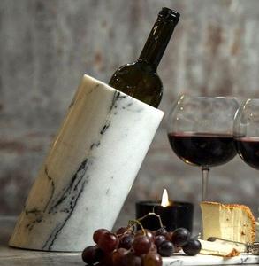 ที่แช่ไวน์หินอ่อนทรงโค้งมนแบบมันเงา ดีไซน์หรูหราพรีเมียม ช่วยเพิ่มความสวยงามให้กับโต๊ะบาร์ โต๊ะครัว และของตกแต่งบาร์ - Product Image 1