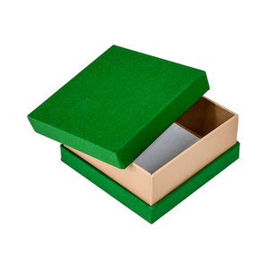 Vente en gros 64x64x45mm Boîtes cadeaux en papier velours avec logo personnalisé pour montres bracelets pendentifs-Boîtes à bijoux à motif carré - Product Image 5