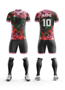 Este uniforme de fútbol de poliéster sublimado de una fábrica OEM incluye servicio profesional para marcas minoristas de alta gama. - Product Image 2