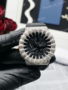 Montre de luxe pour homme en moissanite VVS, analogique-numérique, bracelet en caoutchouc noir, boîtier rond argenté, montre-bracelet - Product Image 1