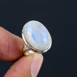 Anillo de Plata de Ley 925 de Alta Calidad con Piedra Lunar Azul en Engaste de Bisel, Forma Ovalada, Joyería Hecha a Mano, Joyería de Moda para Mujer - Product Image 1
