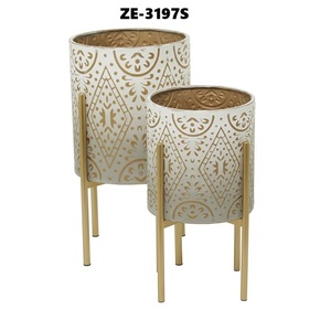 Maceta Colgante Moderna de Cerámica Chapada en Oro, Ecológica, con Patrón Circular, Diseño Clásico, Decorativa para Interiores - Product Image 5