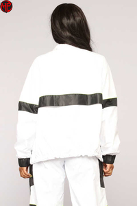 Survêtement à capuche pour femme, blanc et noir, coupe ample, coupe-vent, pantalon streetwear avec poches latérales - Product Image 5