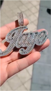 Collier Pendentif Prénom Personnalisé pour Homme, Bicolore, Lettres Moissanite Serties, Bijoux Hip Hop Tendance, Chaîne Cordon - Product Image 2