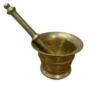 Mortier et pilon élégants en laiton doré poli, moulin à épices en métal brillant, broyeur d'herbes professionnel, ustensile de cuisine de luxe - Product Image 5
