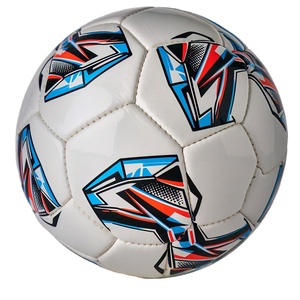 Ballon de football hybride léger Matériau laminé à coutures étanches écologique de haute qualité pour l'entraînement des sports d'équipe - Product Image 2