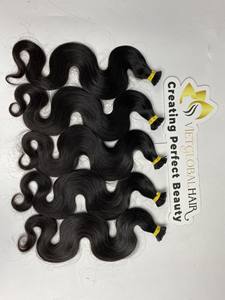 Extensiones de cabello ondulado de cuerpo alineado con cutícula virgen vietnamita 100% más vendida Color negro Ombre estilo de onda profunda suelta I Tip Hair - Product Image 3