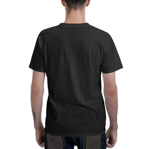 Camiseta Negra de Manga Corta para Hombre, Cuello Redondo, Estilo Casual con Estampado, Corte Regular, Tela de Jersey de Algodón - Product Image 3