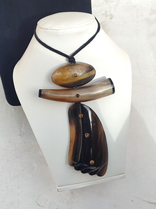 Trendy Handcrafted Polished Buffalo Horn Necklace for Women Natural Embrace Fashion Jewelry Sets Engagement Weddings Parties - Product Image 4