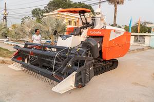 Cosechadora de Arroz DC-108X 2025 - 108HP, Máquina Agrícola de Alta Eficiencia, Precio Competitivo - Product Image 3