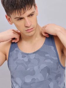 เสื้อกล้ามออกกำลังกายผู้ชาย ยี่ห้อ USA Team แบบลำลอง แห้งเร็ว ซับเหงื่อ ระบายอากาศได้ดี เหมาะสำหรับฟิตเนส วิ่ง และออกกำลังกายทั่วไป ผลิตจากผ้าฝ้ายริบบ์ - Product Image 6