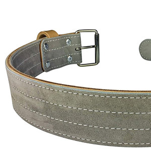 Cinturón de fitness ajustable de alto rendimiento diseñado para máxima estabilidad, soporte y sesiones de entrenamiento de fuerza activa - Product Image 6