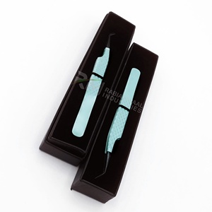 Pinces à cils RMI en acier inoxydable, pointe plasma noire de précision et pinces à cils couleur bleu poudre, emballage en boîte - Product Image 2