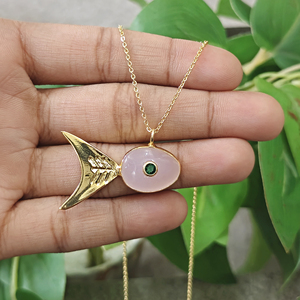 Collier tendance élégant pour femme, plaqué or 18 carats, avec pendentif poisson en pierres précieuses, haute qualité, best-seller - Product Image 2