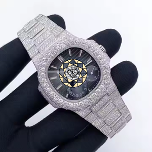 Reloj de Cuarzo de Acero Inoxidable de Edición Limitada Única, Esfera Redonda con Incrustaciones de Diamantes de Laboratorio, Pantalla Analógica, Cierre Plegable - Product Image 3