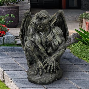 Sculpture de Gargoyle Gothique en Pierre Coulée en Gros |   Statue décorative de jardin - Product Image 3