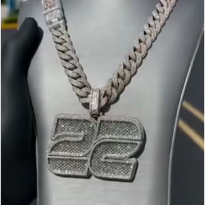 Collar con Colgante de Letra Personalizada con Incrustaciones de Diamantes Moissanite VVS, Cadena Hip Hop de Plata de Ley 925, Collar con Nombre Personalizado para Hombre - Product Image 1