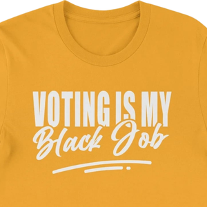 Camiseta de mujer de manga corta con estampado gráfico de Sigma Gamma Rho Gold White Voting Is My Black Job, estilo casual, moda urbana, estampado personalizado - Product Image 2