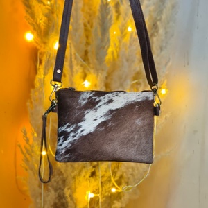 Cartera de mano tipo pulsera de piel auténtica 100% hecha a mano con estampado animal único 2026, estilo occidental con cremallera y pelo sintético para mujer - Product Image 1