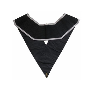 Collier de Grand Secrétaire du 30e Degré, brodé, fait main, écologique, durable, avec garniture argentée, qualité export, en velours noir - Product Image 2