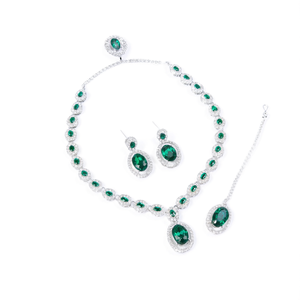 Ensemble de bijoux fantaisie plaqué argent avec collier, boucles d'oreilles et Maang Tikka en cristal et diamant pour femme (IJ400ZG) - Product Image 2