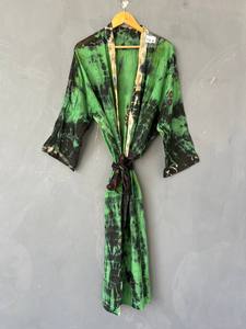 Robe kimono longue en coton tie-dye à col en V pour femme, robe de plage bohème faite à la main en coton, couverture de plage colorée tie-dye, légère et résistante - Product Image 3