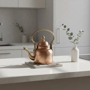 Théière en cuivre de haute qualité avec une longue becquetée élégante, une poignée en cuivre traditionnelle, un couvercle supérieur ajusté, un corps arrondi, un design d'inspiration vintage - Product Image 5