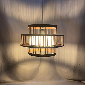 Lampe suspendue en bambou tissé à la main, style Japandi, lustre bohème, éclairage en rotin naturel, fournisseur éco-responsable - Product Image 1
