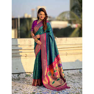 ผ้าไหมพายทานีสีเขียวเนื้อนุ่ม ทอแบบซารี  ชุดอินเดียและปากีสถาน - Product Image 1