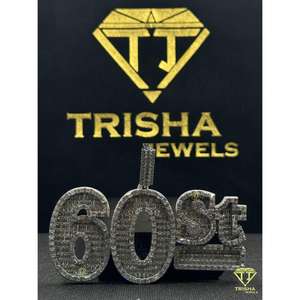 จี้925สีเงินสเตอร์ลิงประดับเพชร VVS ปลูกในห้องปฏิบัติการหรูหราปูด้วยเพชรชิ้นเล็กๆที่มีเสน่ห์โดยอัญมณีทริชา - Product Image 4