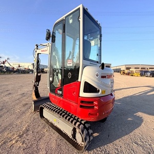 Mini-excavatrice industrielle Takeuchi, équipement de construction compact à commande hydraulique, avec une puissante force de creusement et des commandes fiables - Product Image 3