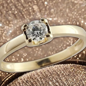แหวนเพชรเม็ดเดี่ยวทรงน่ารักแบบสั่งทำพิเศษ ทอง 10K ประดับเพชรแล็บโกรว์สุดหรู สำหรับผู้หญิง เหมาะสำหรับงานหมั้น งานครบรอบแต่งงาน ของขวัญงานเลี้ยง - Product Image 6